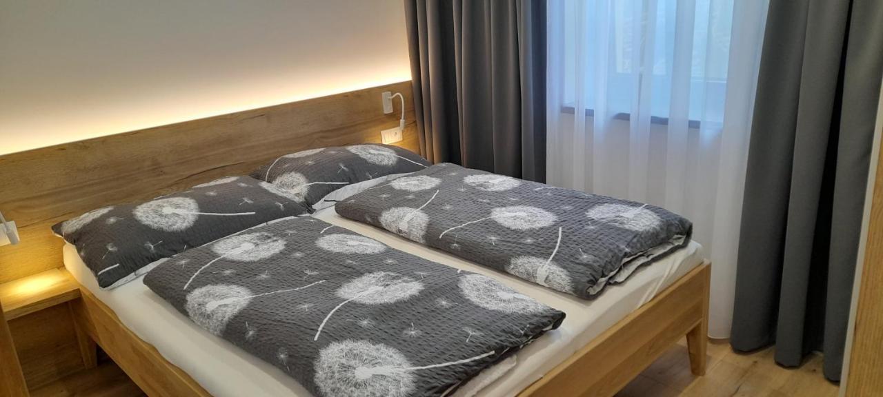 Apartmany Lumi Velky Slavkov Ngoại thất bức ảnh
