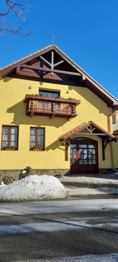 Apartmany Lumi Velky Slavkov Ngoại thất bức ảnh