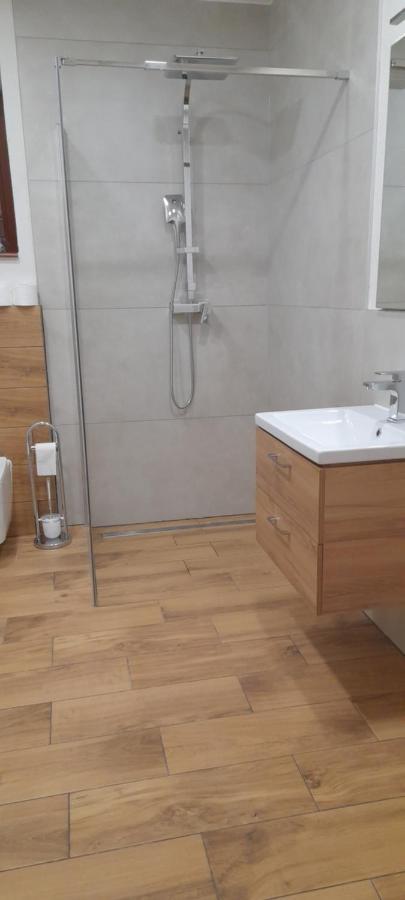 Apartmany Lumi Velky Slavkov Ngoại thất bức ảnh