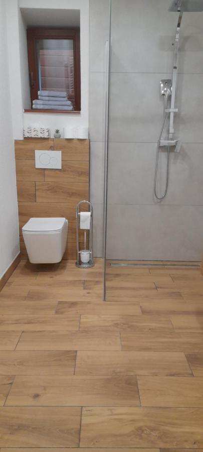 Apartmany Lumi Velky Slavkov Ngoại thất bức ảnh