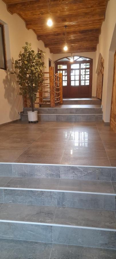Apartmany Lumi Velky Slavkov Ngoại thất bức ảnh